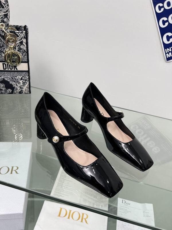 DIOR Women's Shoes 618